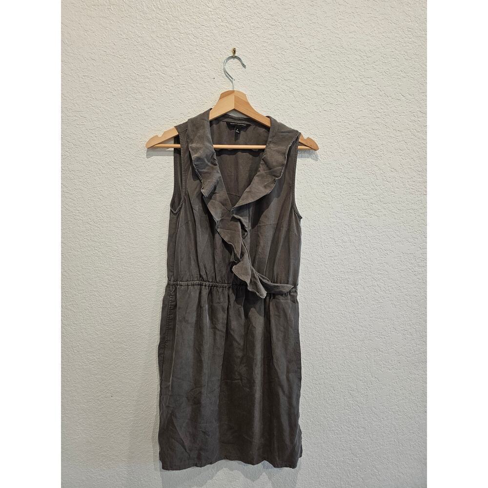 Banana Republic ties waist ruffles sleeveless olive Grey dress sz 8